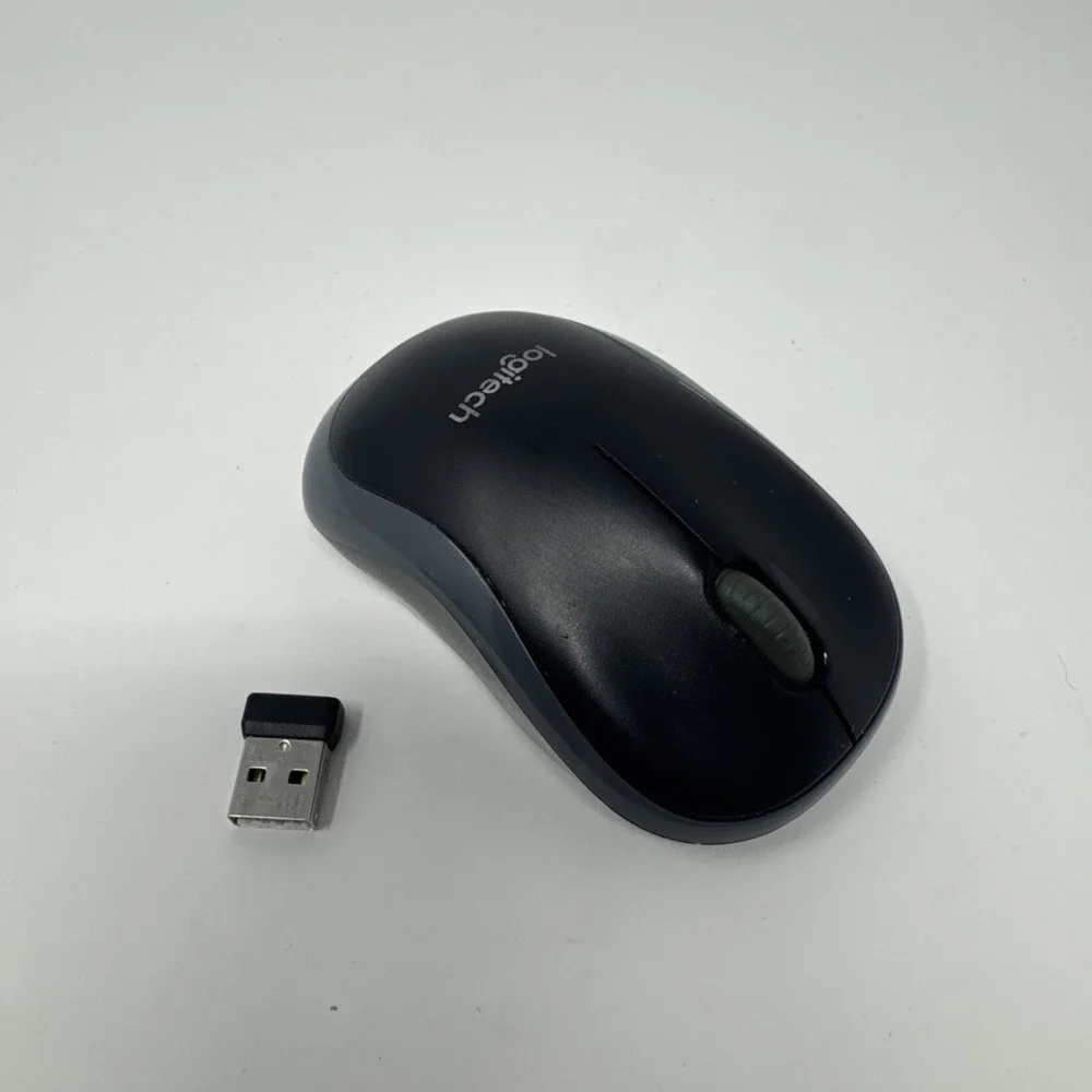 Logitech M185 Wireless USB 3 Button Standard Optical Mouse Black P/N: M-R0061